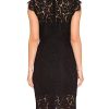 Women's Sleeveless Lace Floral Elegant Cocktail Dress Crew Neck Knee Length for Party